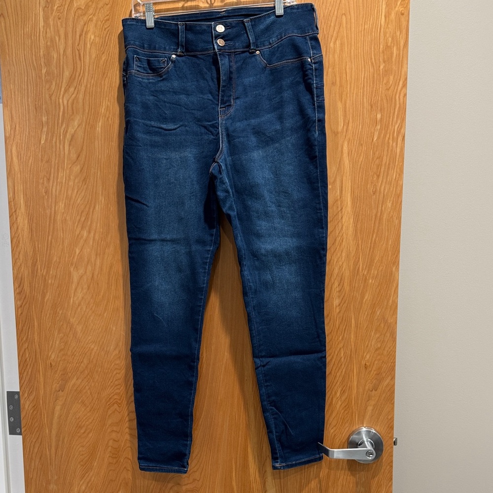 Seven7 High Rise Women's Jeans in Dark Blue